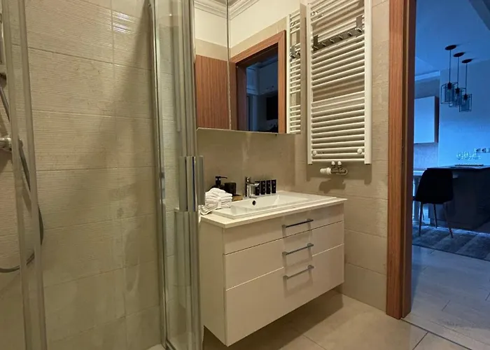 Apartamento Corvin Dori *